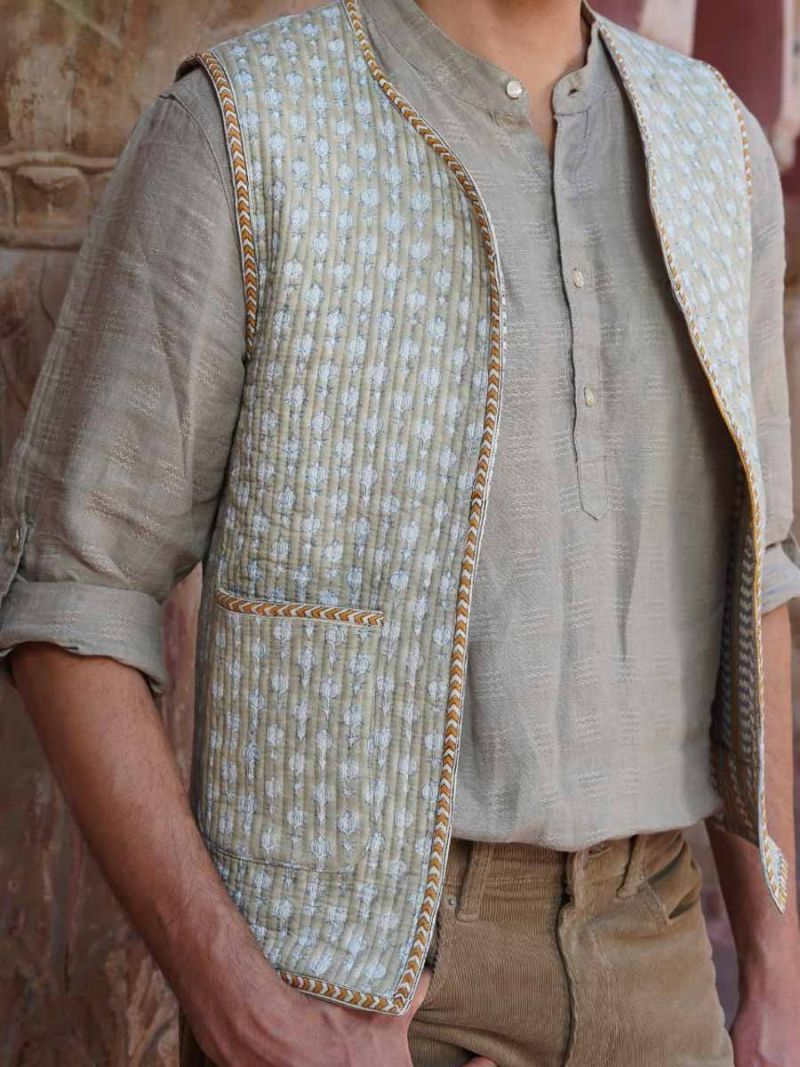 Waistcoat by Khasto a product of craftsmanship and sustainability. The mens waistcoats is hand block printed and quilted has an inner lining of our celebrated soft voile for an optimal wearing comfort.